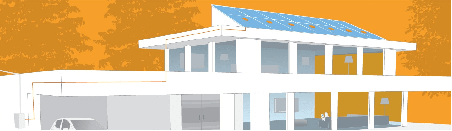 Casa com painéis solares instalados no telhado e micro inversores em Ubatuba